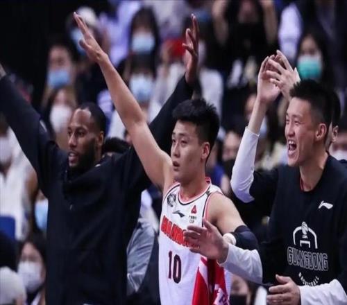 Manu,拜仁官方为,诺伊尔庆生,PA,真人娱乐官方网站,真人视频娱乐场,PAGaming