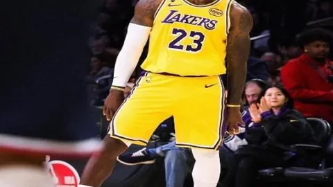 郑钦文77分钟激战夺冠，迈阿密站女单16强晋级成功