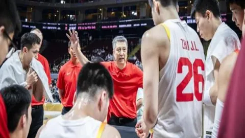 罗梅罗独中两元，闪耀纽卡对决热刺，荣膺全场最佳星光王！